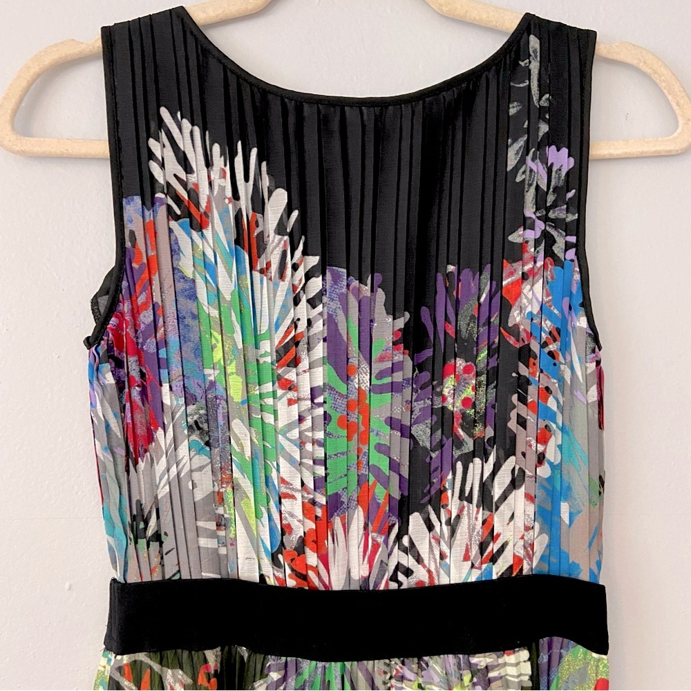 NWT BCBGMaxAzria Sierra Pleated Dress - Picture 5 of 11
